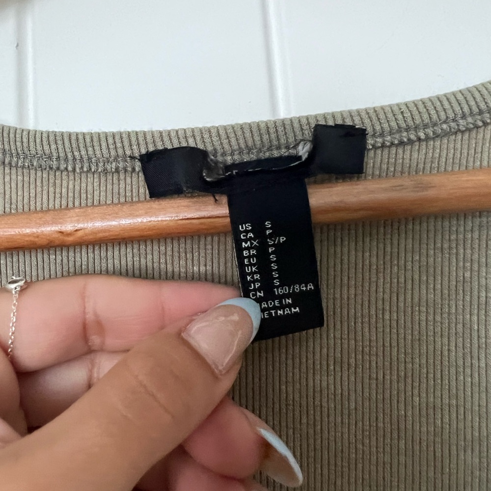 Forever 21 Ribbed Dress - Picture 4 of 4
